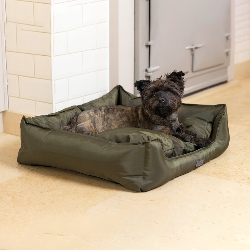House Of Paws Medium Green Water Resistant Rectangle Bed Image 3