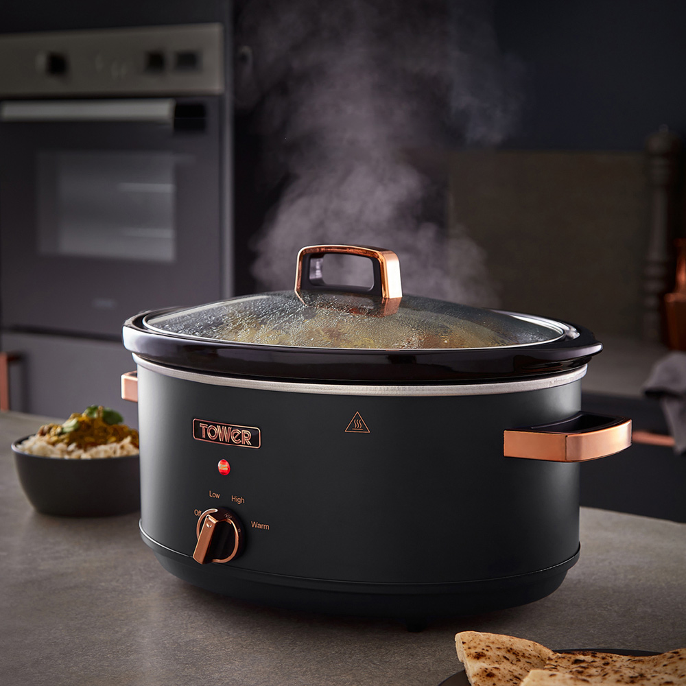 Tower T16043BLK Cavaletto Black and Rose Gold Slow Cooker 6.5L Image 4