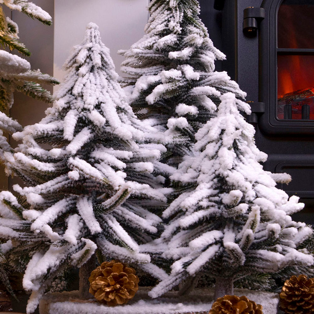 St Helens 47cm Snow Topped Mini Christmas Tree Display Image 6