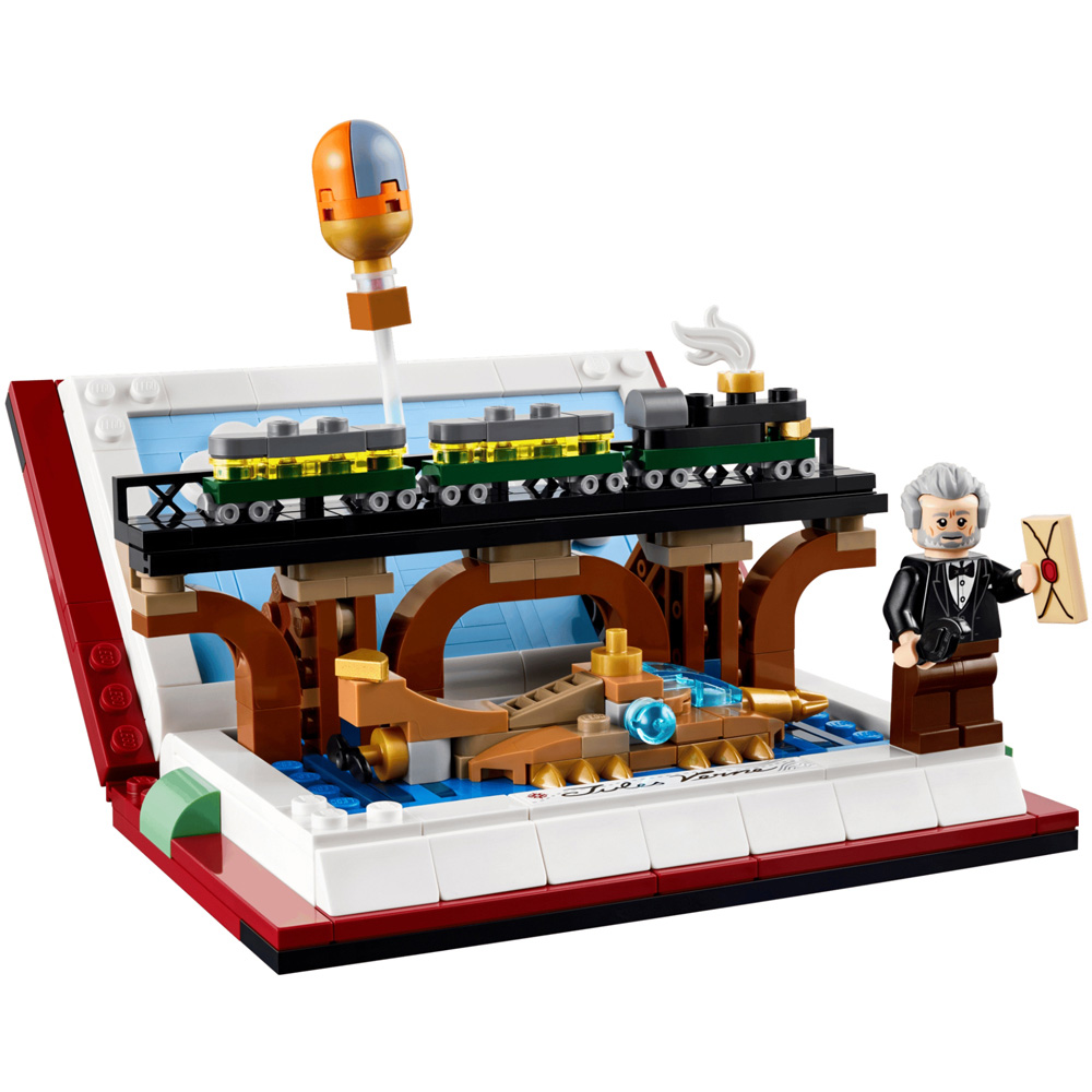 LEGO 40690 Tribute to Jules Verne's Books Set 351 Piece Image 5
