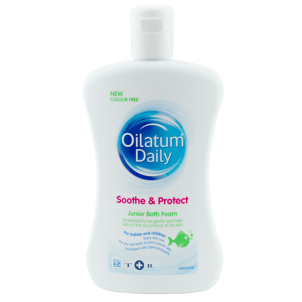 Oilatum Daily Soothe and Protect Junior Bath Foam 300ml Image 1