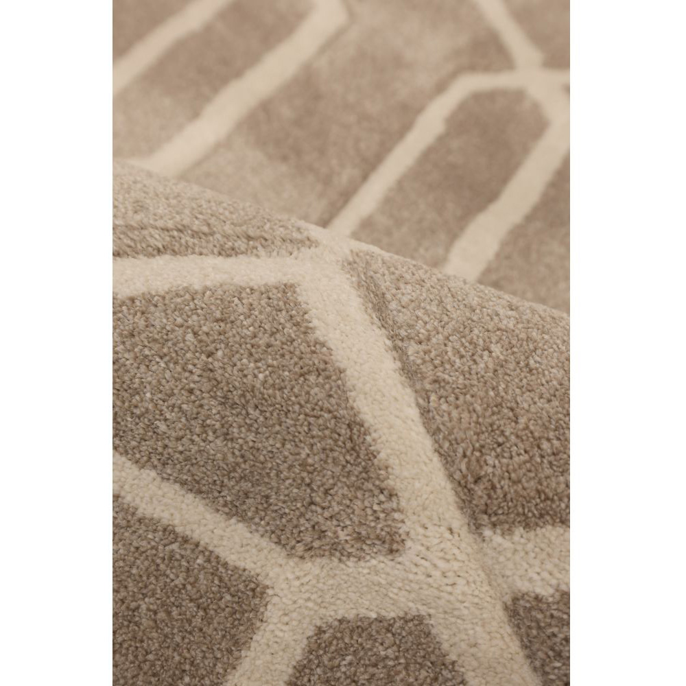 Homemaker Newport Natural Lattice Rug 200 x 290cm Image 3