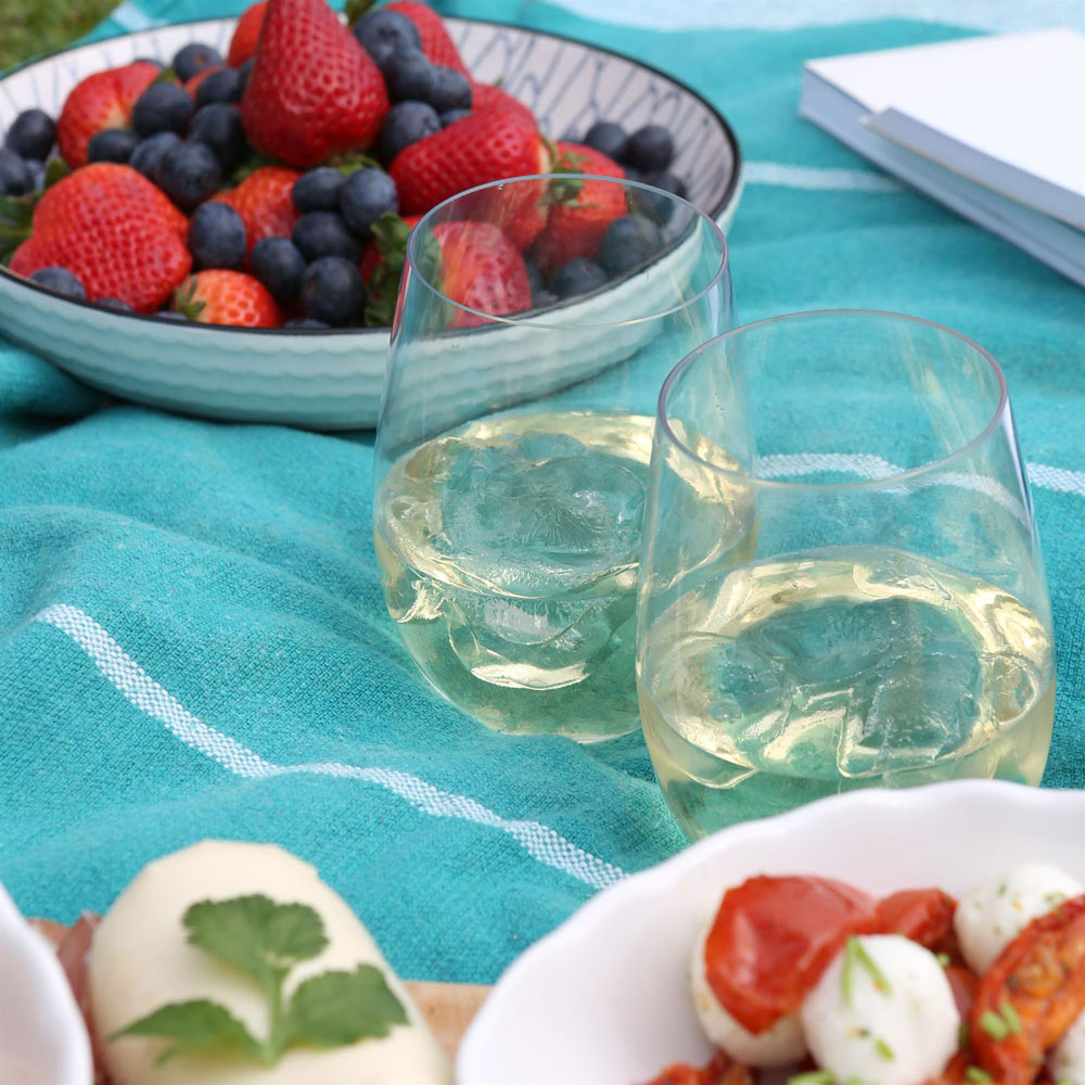 Argon Tableware 18 Piece Clear Plastic Reusable Stemless Wine Glass Set Image 4