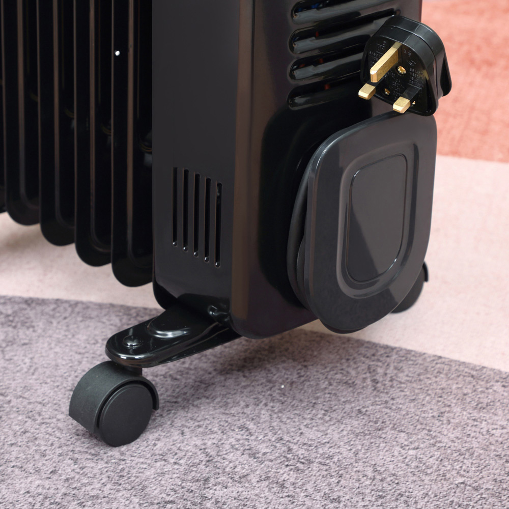 HOMCOM 7 Fin Black Portable Oil Filled Radiator 1630W Image 7