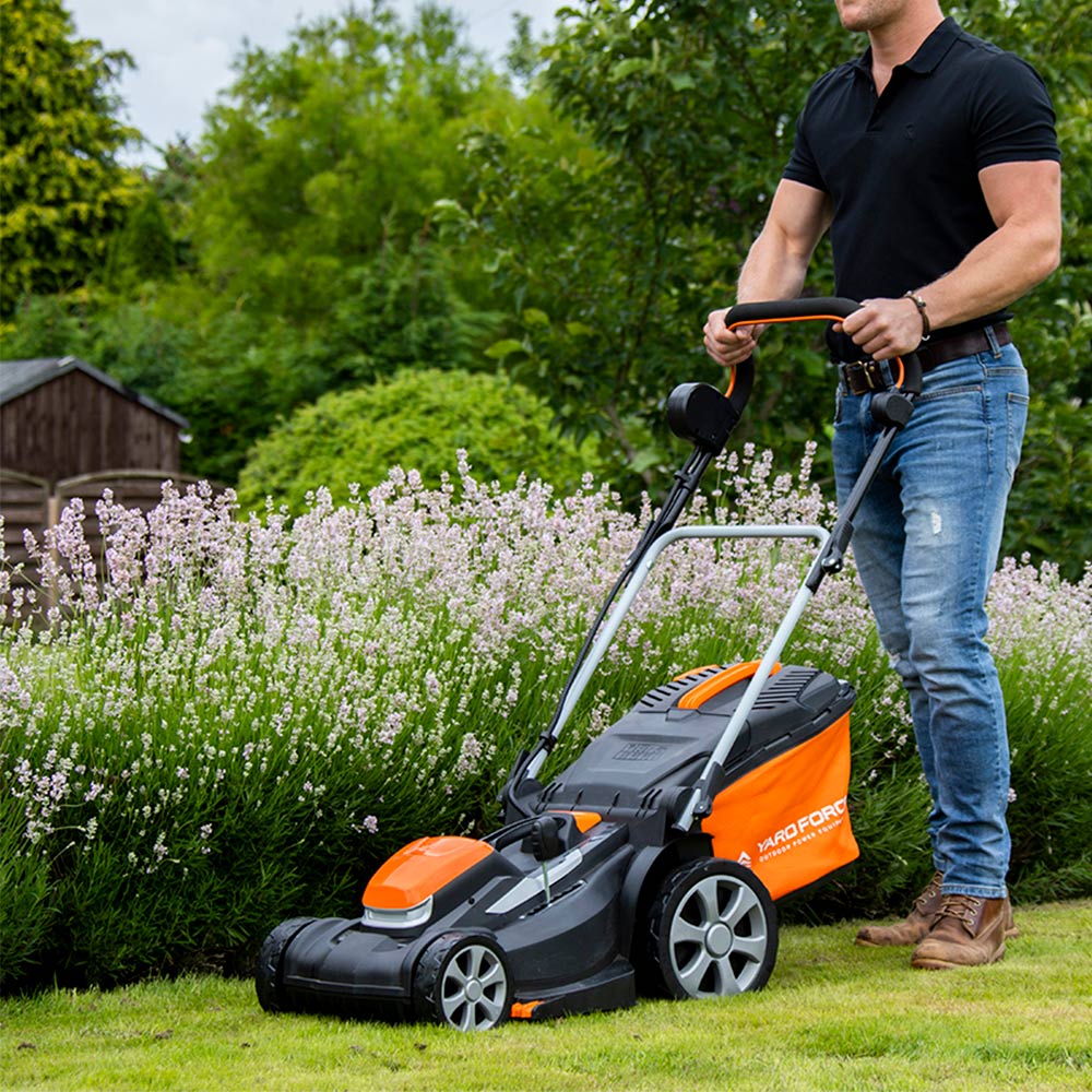 Yard Force LM G37A 40V 37cm Cordless Lawnmower Image 9