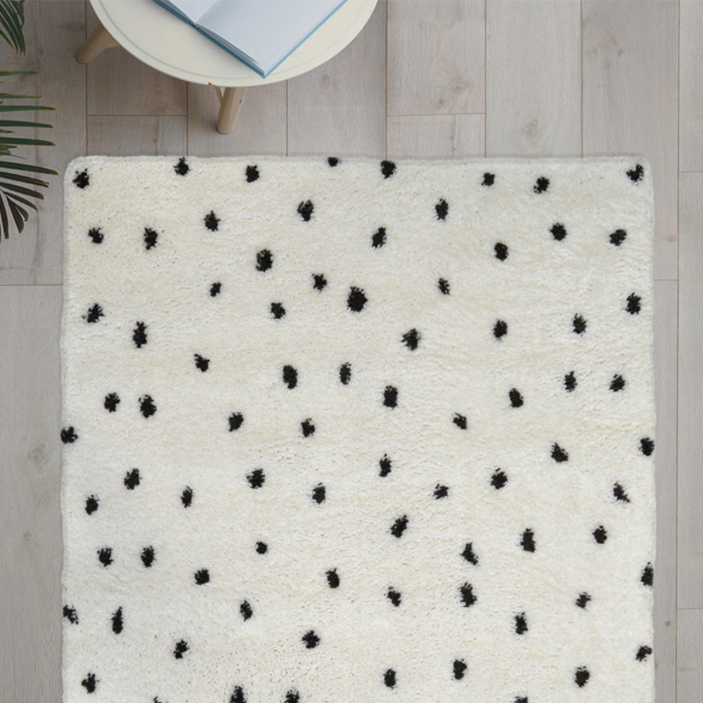 Homemaker Monochrome Snug Spotty Shaggy Rug 120 x 170cm Image 2