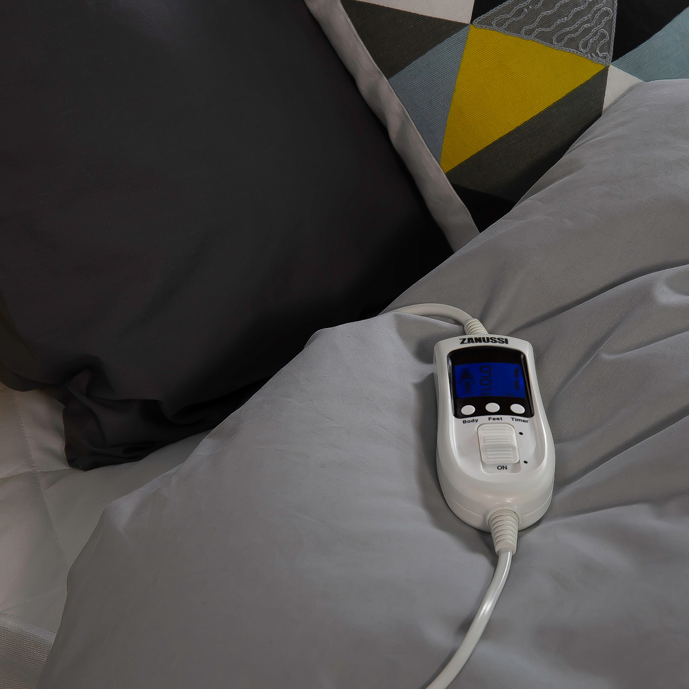 Zanussi Double Washable Electric Heated Mattress Protector with Fitted Skirt and Controller Image 5