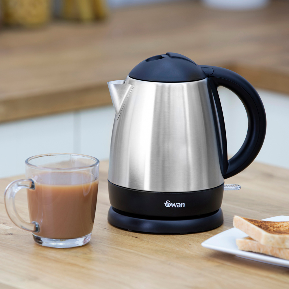 Swan SK31020N Stainless Steel Cordless Kettle 2000W 1L Image 2