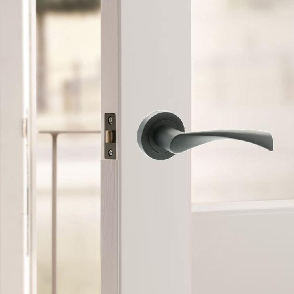 Golden Grace Matt Black Astrid Twist Door Handle Set Image 2