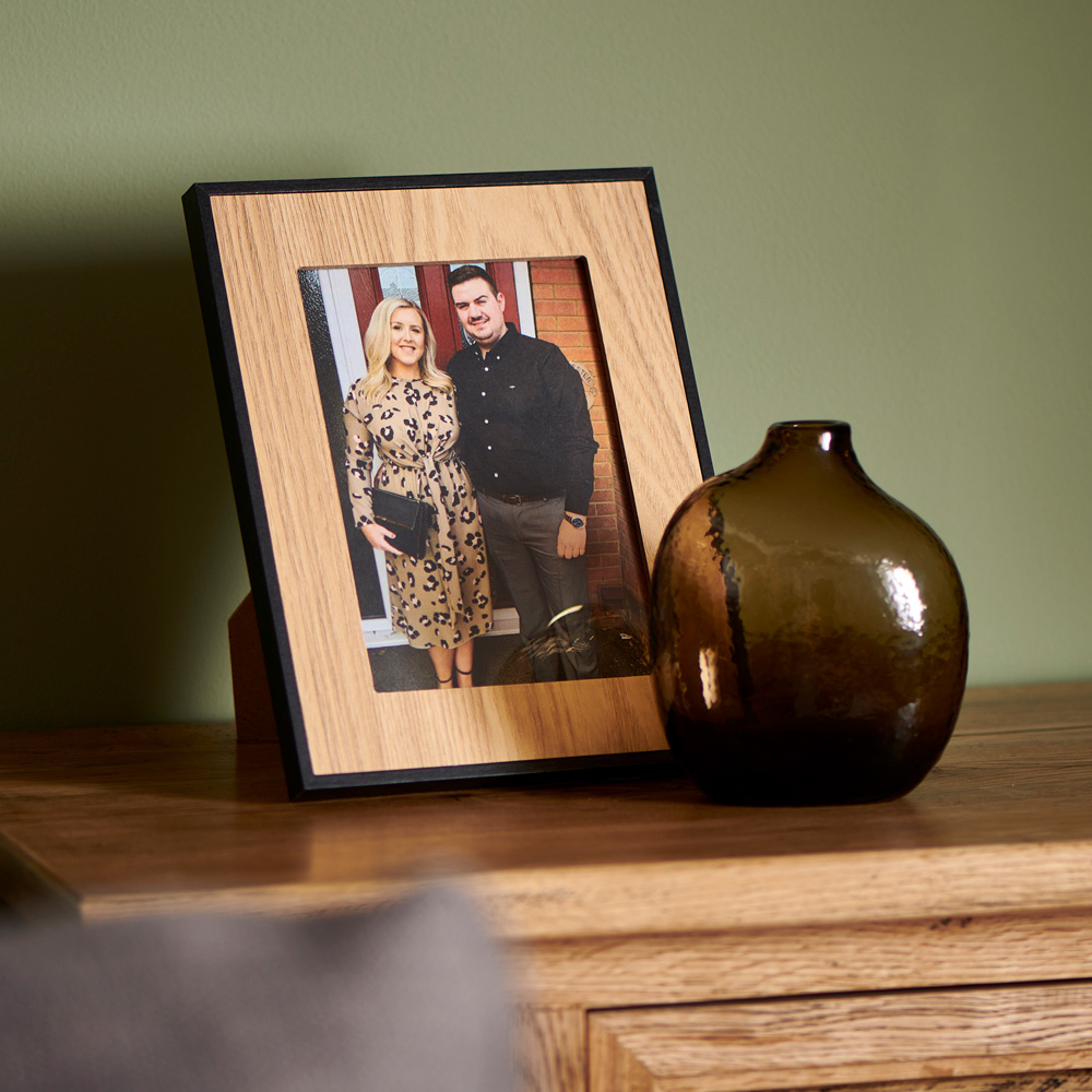 Wilko Oak and Black Frame with Stand 5 x 7 inches Image 5