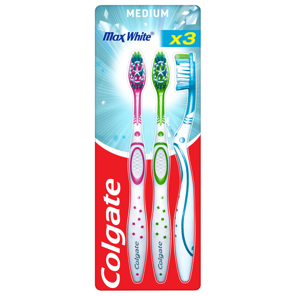 Colgate Max White Medium Toothbrush 3 Pack Image 1