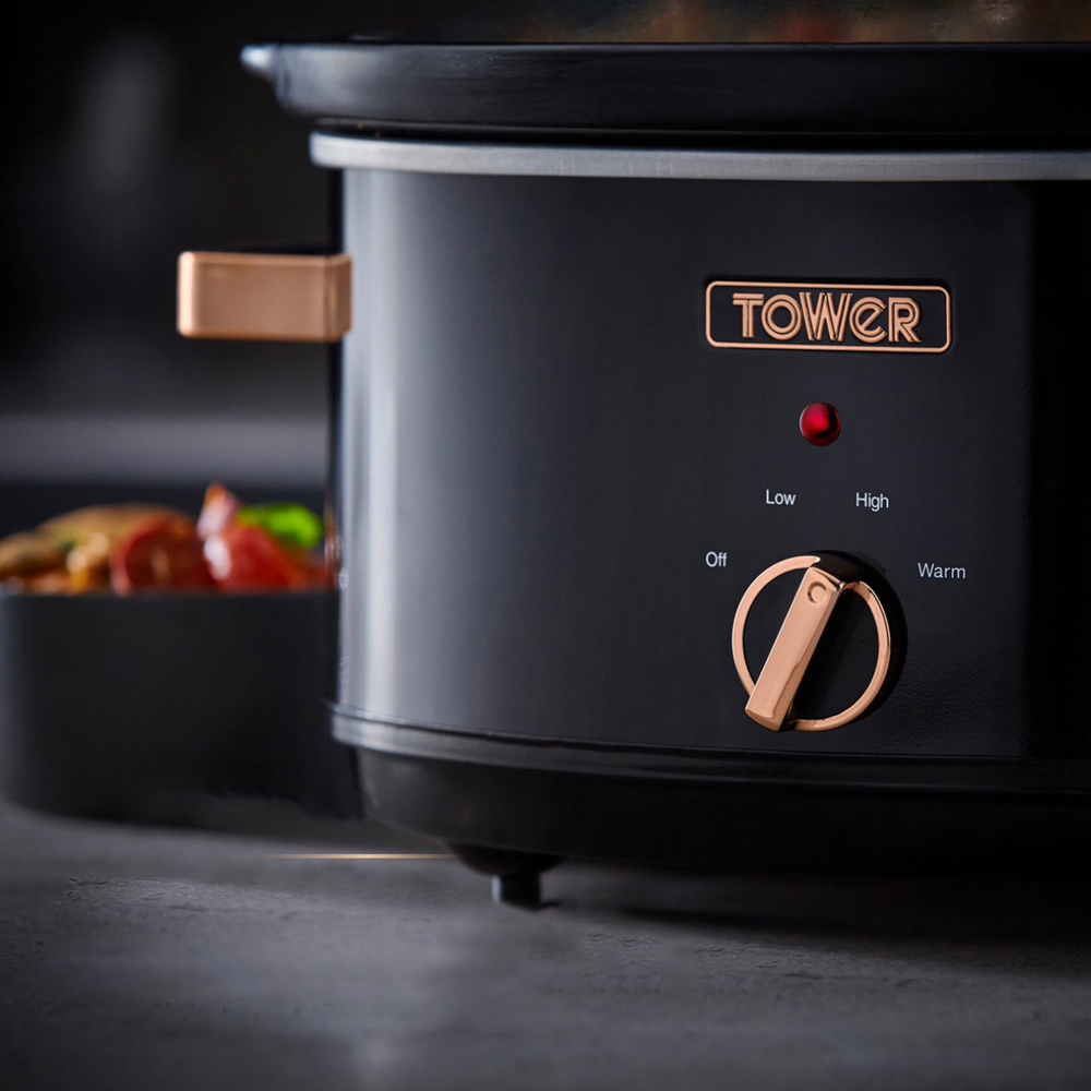 Tower T16019RG Black and Rose Gold Slow Cooker 6.5L Image 4