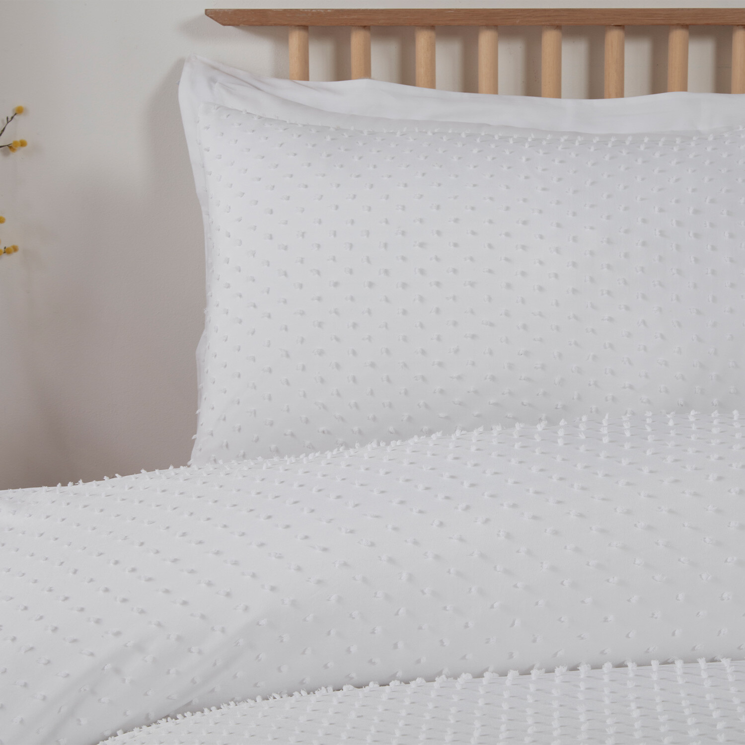 Sienna Tufted Dot Duvet Cover and Pillowcase Set - White / Single Image 2