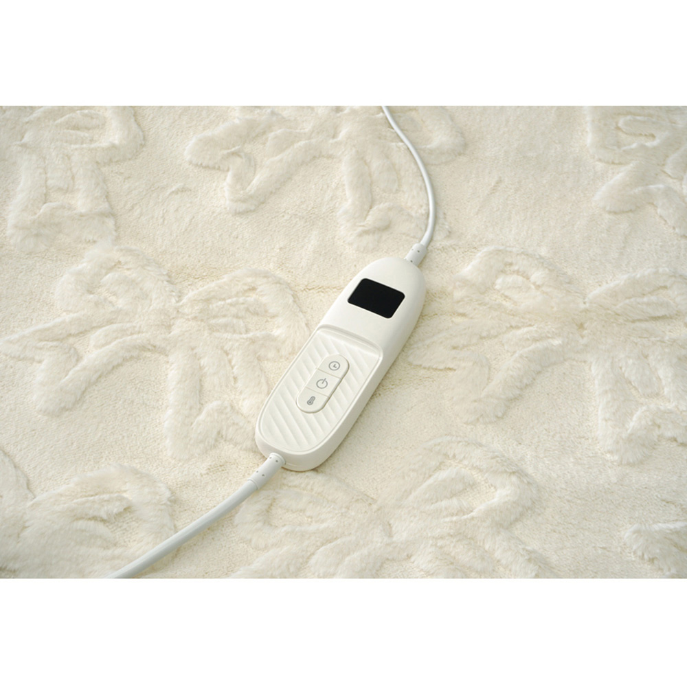 Bow Faux Fur Heated Electric Throw White Image 8