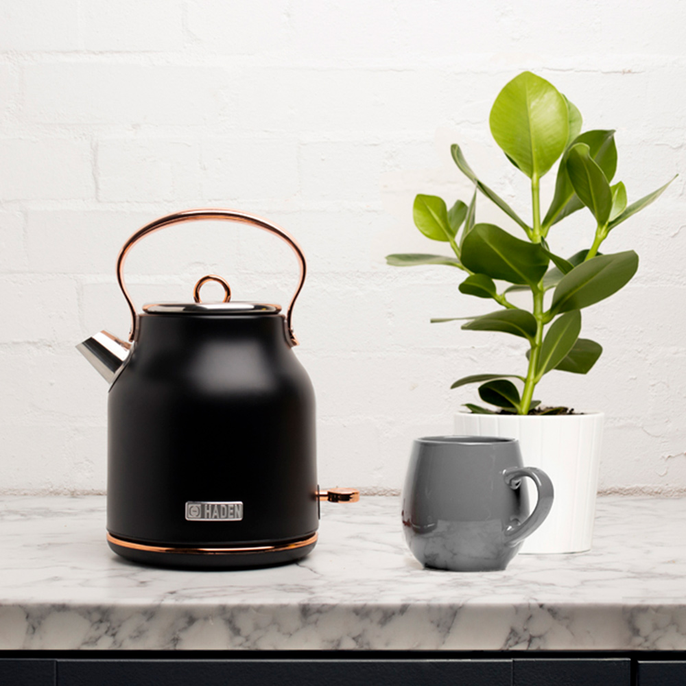 Haden 205360 Black and Copper Heritage Kettle 1.7L Image 2