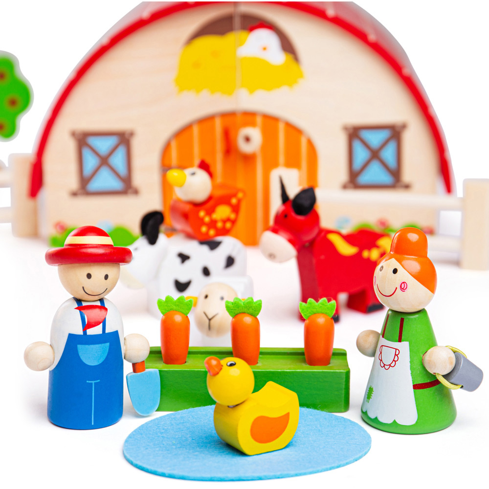 Bigjigs Rail 16-Piece Wooden Mini Farm Playset Image 3