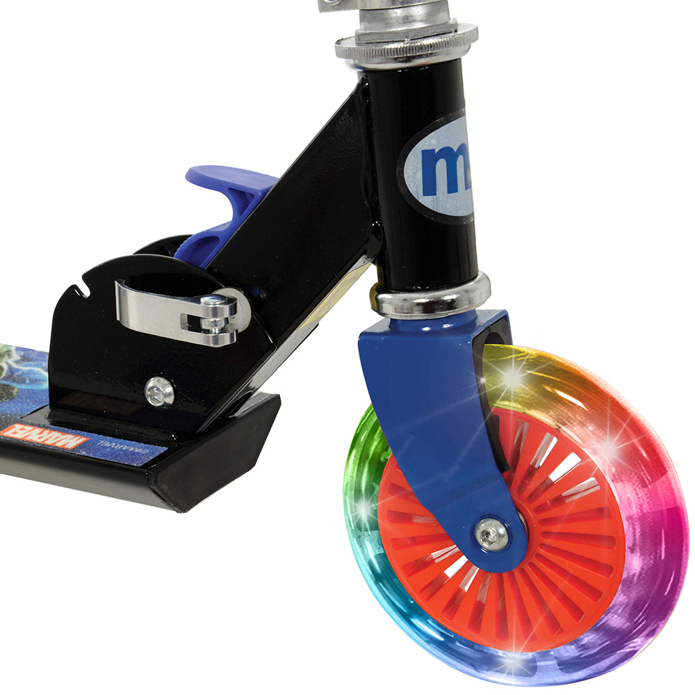 MoVe Avengers Folding Inline Scooter with Light Up Wheels Image 5