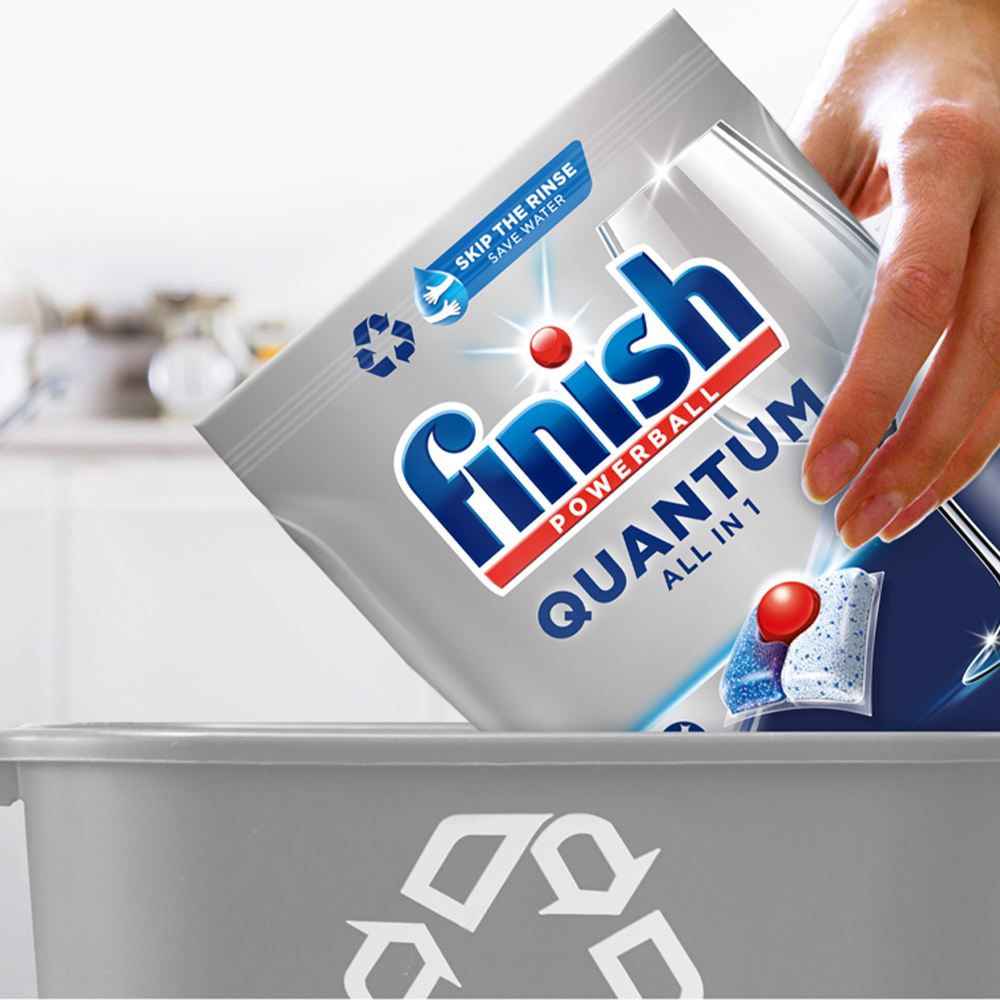 Finish Quantum All-In-One Regular Dishwasher Tablets 47 Pack Image 3