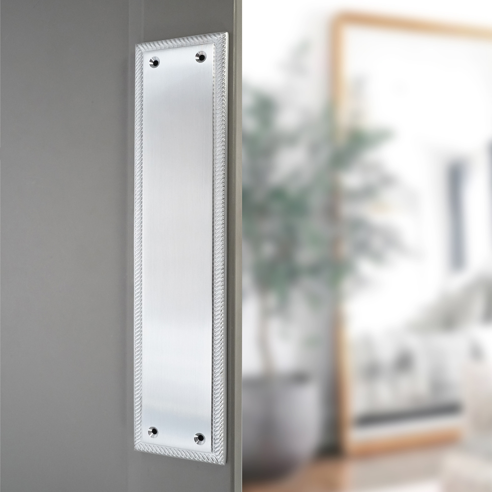 Spira Brass Georgian Plain Square Satin Chrome Finger Plush Plate 300mm Image 2