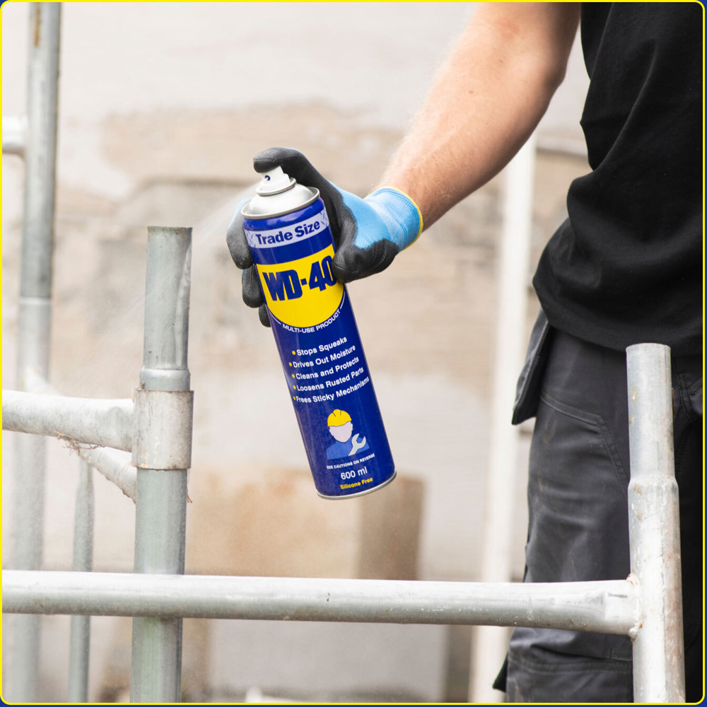 WD-40 Original Multi-Use Lubricant Spray 600ml 2 Pack Image 4