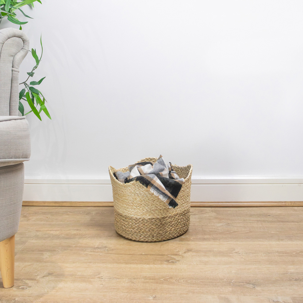 JVL Palma Maize Natural Scalloped Round Storage Basket Image 2