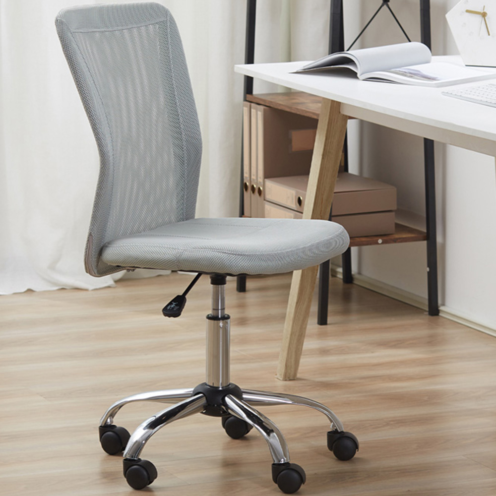 Portland Grey Mesh Swivel Office Desk Chair Image 1