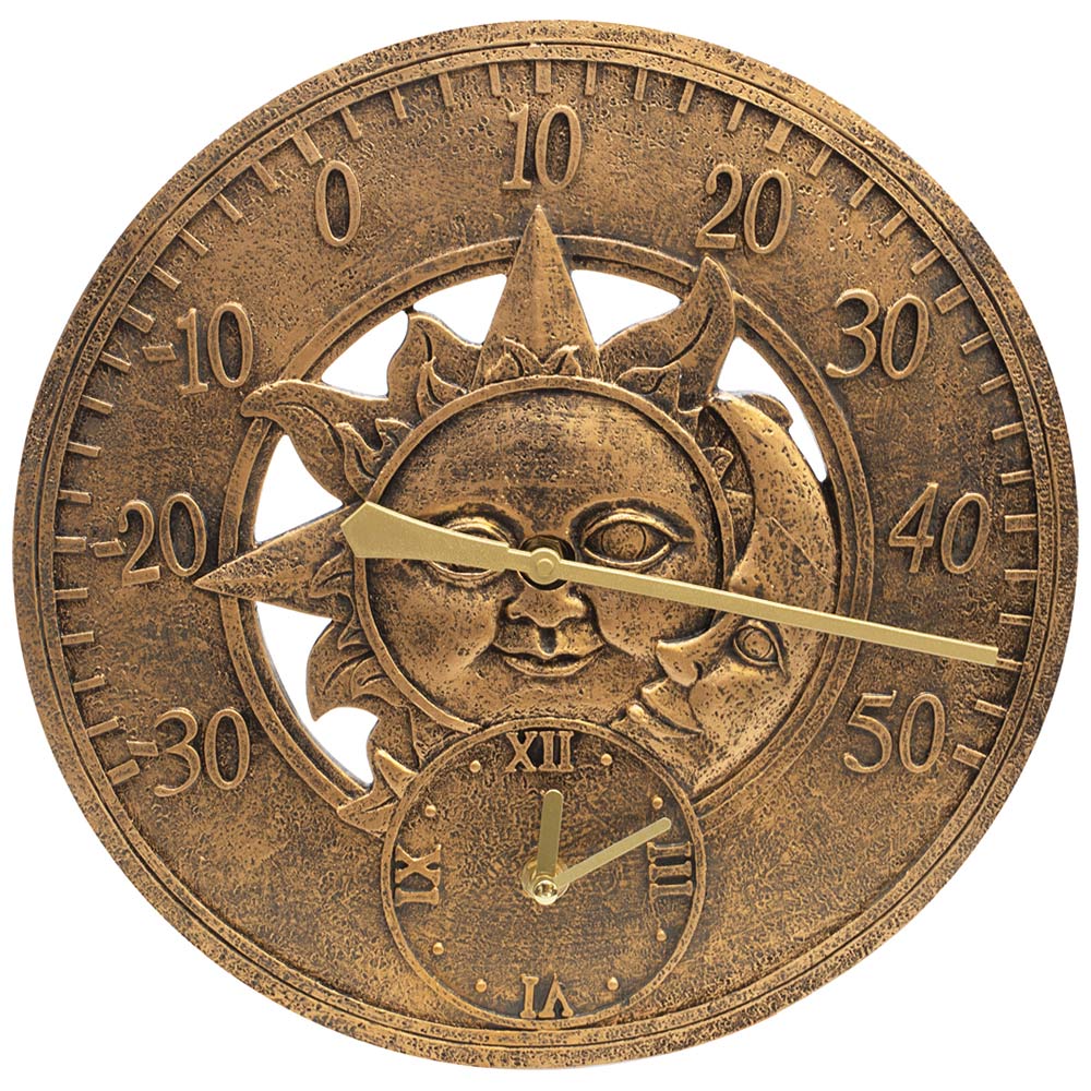 St Helens Vintage Round Garden Clock 30cm Image 1