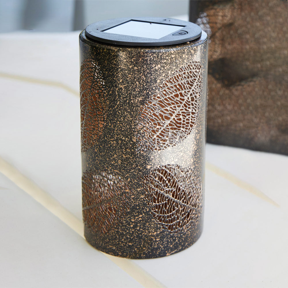 Luxform LED Solar Leaf Table Lantern Image 5
