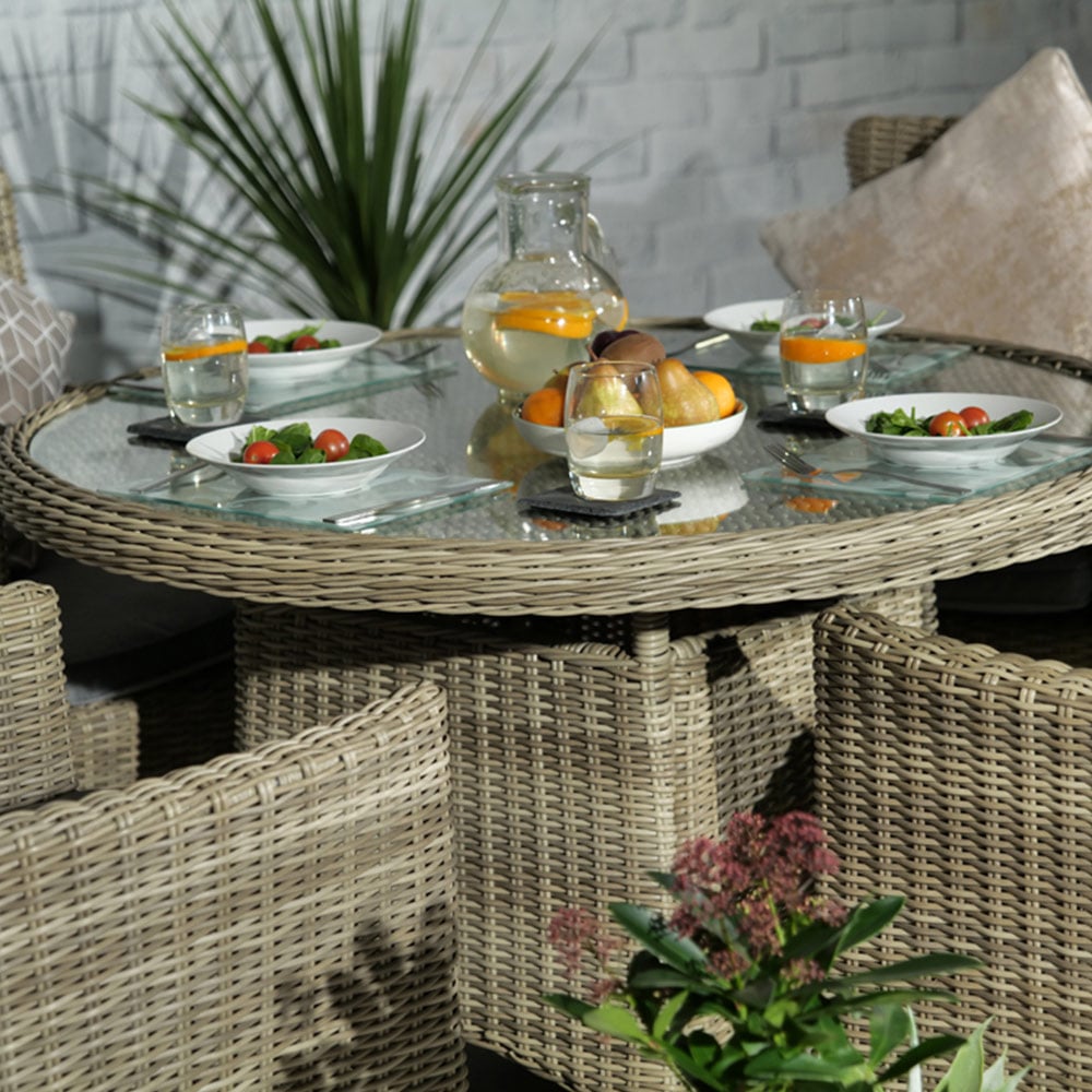 Royalcraft Wentworth Rattan 4 Seater Round Carver Dining Set Image 9
