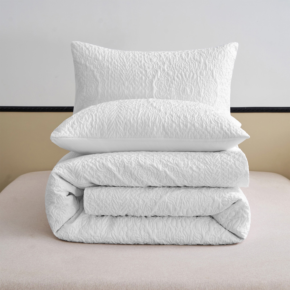 Velosso Winchester Super King Size White Duvet Set Image 3