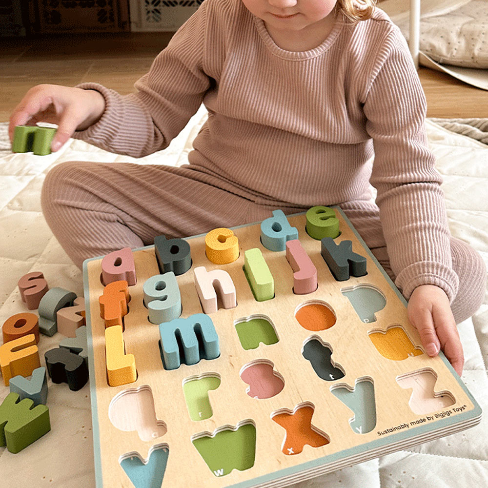 Bigjigs Toys 26 Piece FSC Wooden Lowercase ABC Puzzle Multicolour Image 5