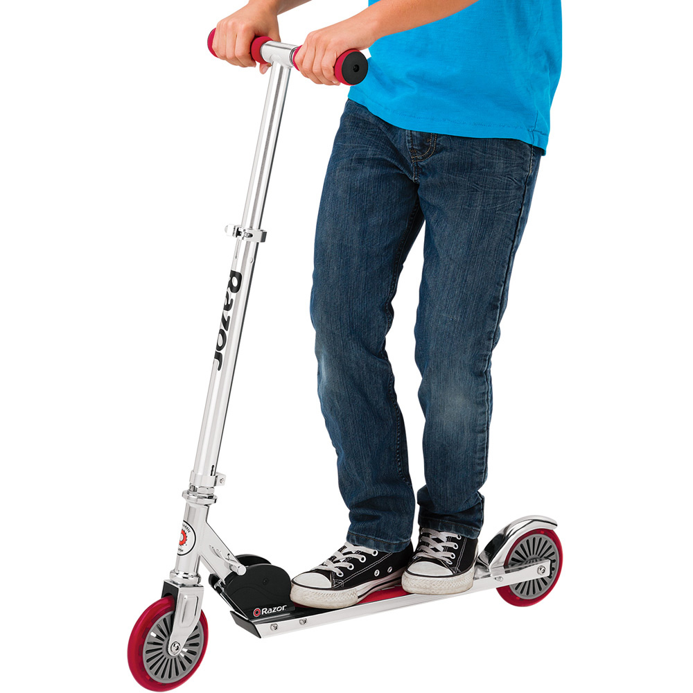 Razor A125 Foldable Kick Scooter Red Image 2