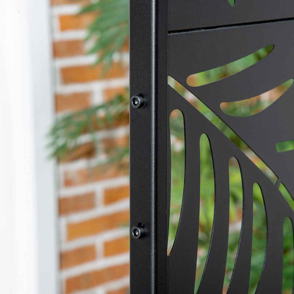 Outsunny Outdoor Privacy Screen Image 7