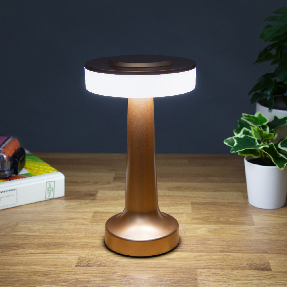 Global Gizmos Battery Powered LED Table Lamp Image 2