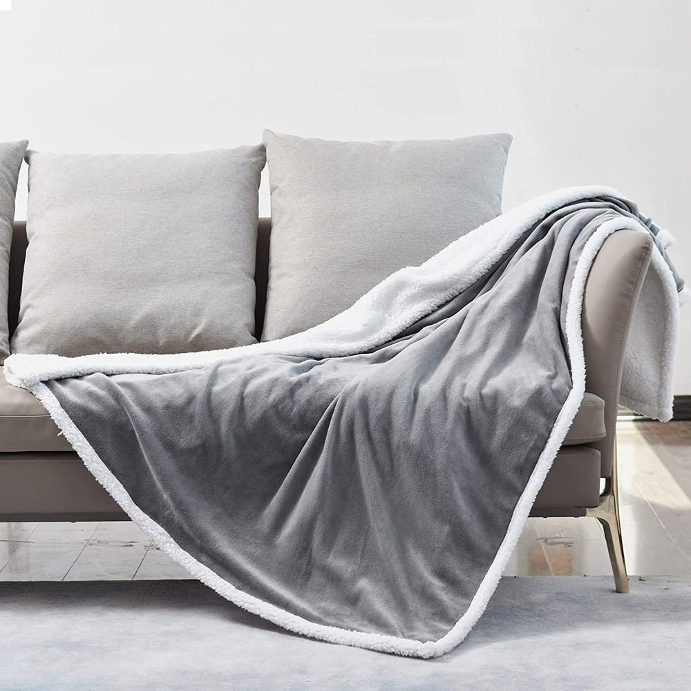 GlamHaus Grey Electric Heated Throw Blanket Image 2