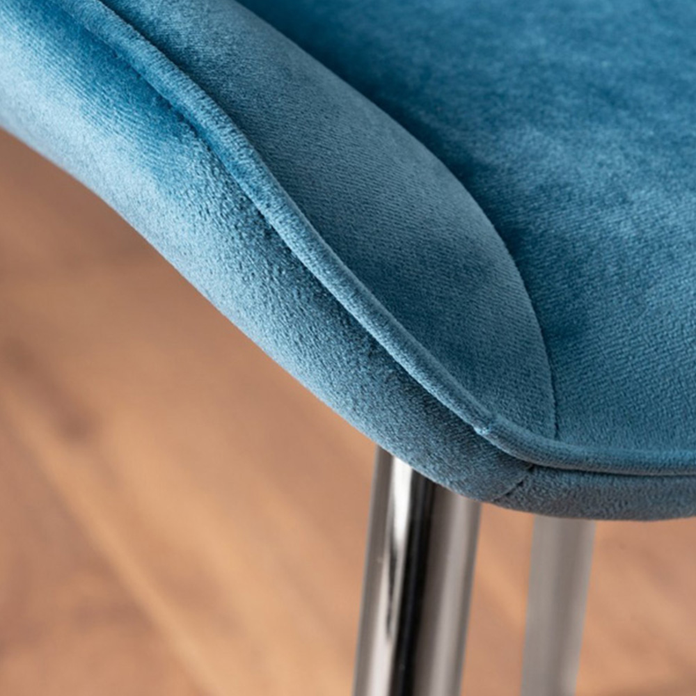 Furniturebox Arona Cesano 6 Seater Round Dining Set Blue and Chrome Image 7