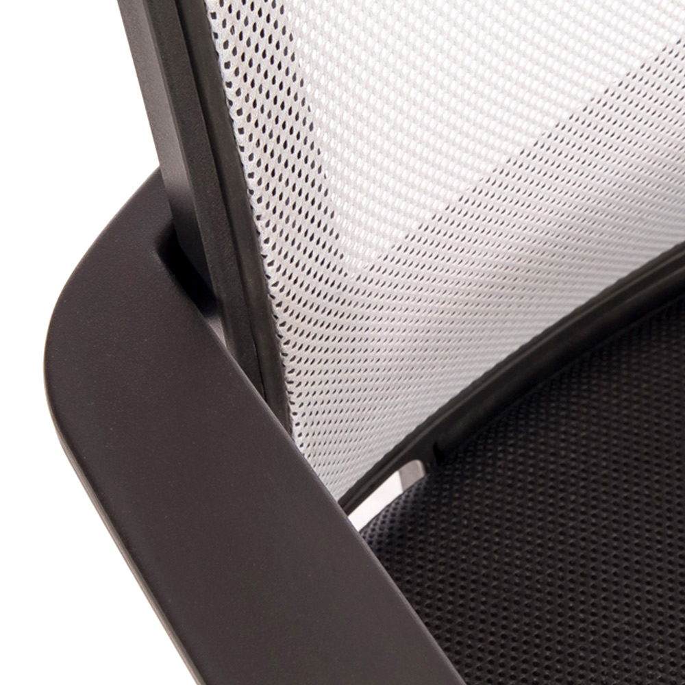 Teknik Star Mesh White Mesh Chair Image 4