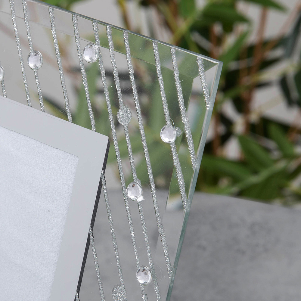 Hestia Glass Raindrop Design Photo Frame 4 x 6inch Image 5