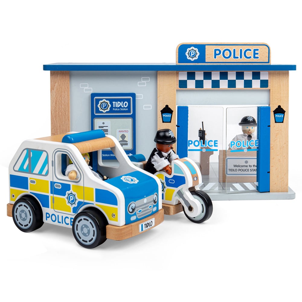Tidlo Wooden Police Toy Bundle | Wilko