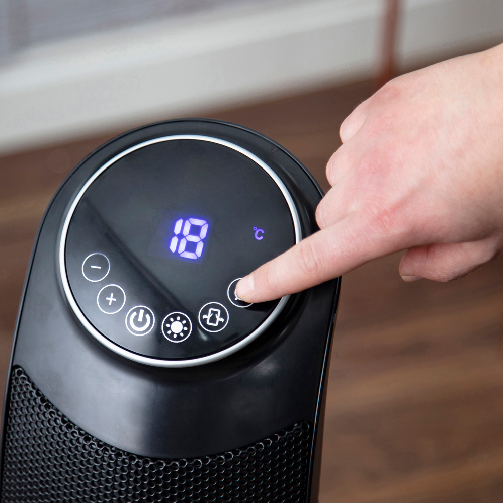 Black & Decker Ceramic Tower Fan Heater 2.2KW Wilko