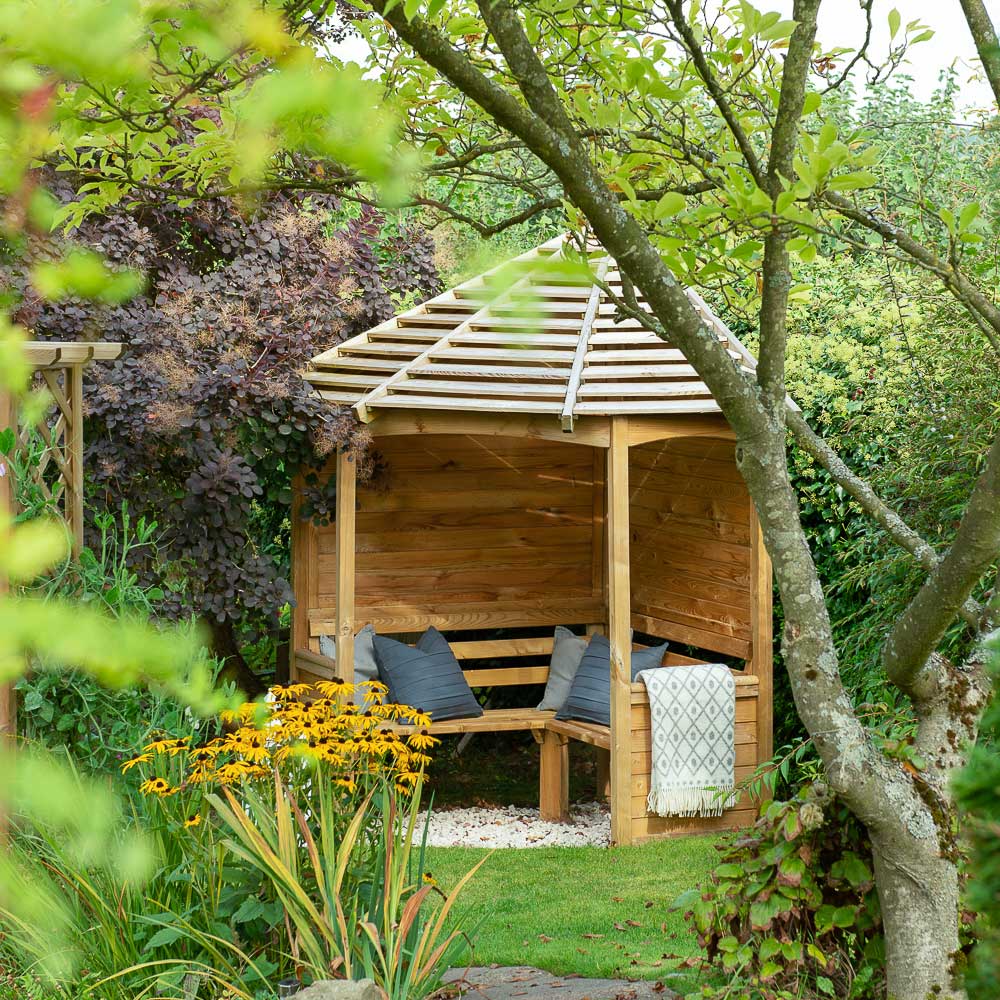 Forest Garden Venetian 2 Seater 8.2 x 7.6 x 5.2ft Corner Arbour Image 4