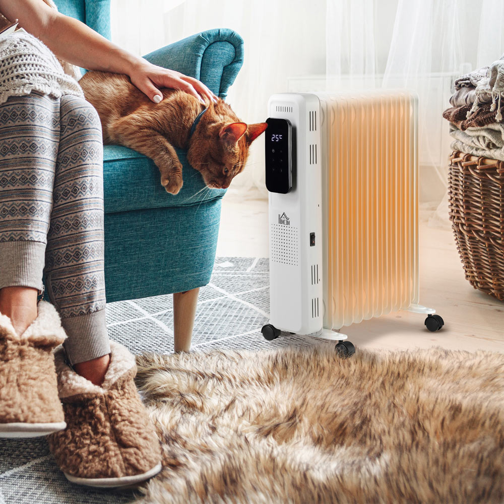 HOMCOM 11 Fin White Oil Filled Portable Radiator 2720W Image 2
