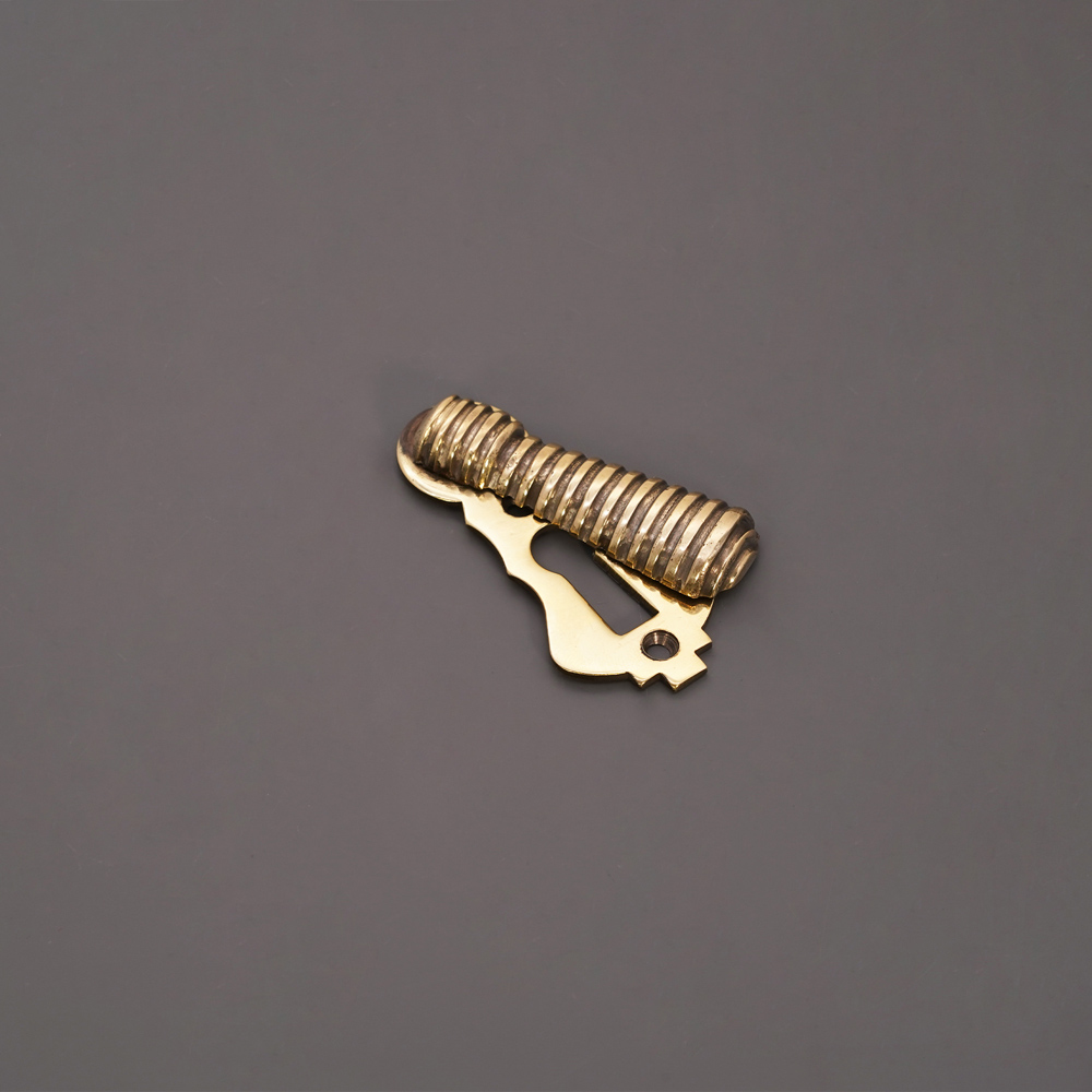 Spira Brass Beehive Aged Brass Escutcheon Image 4