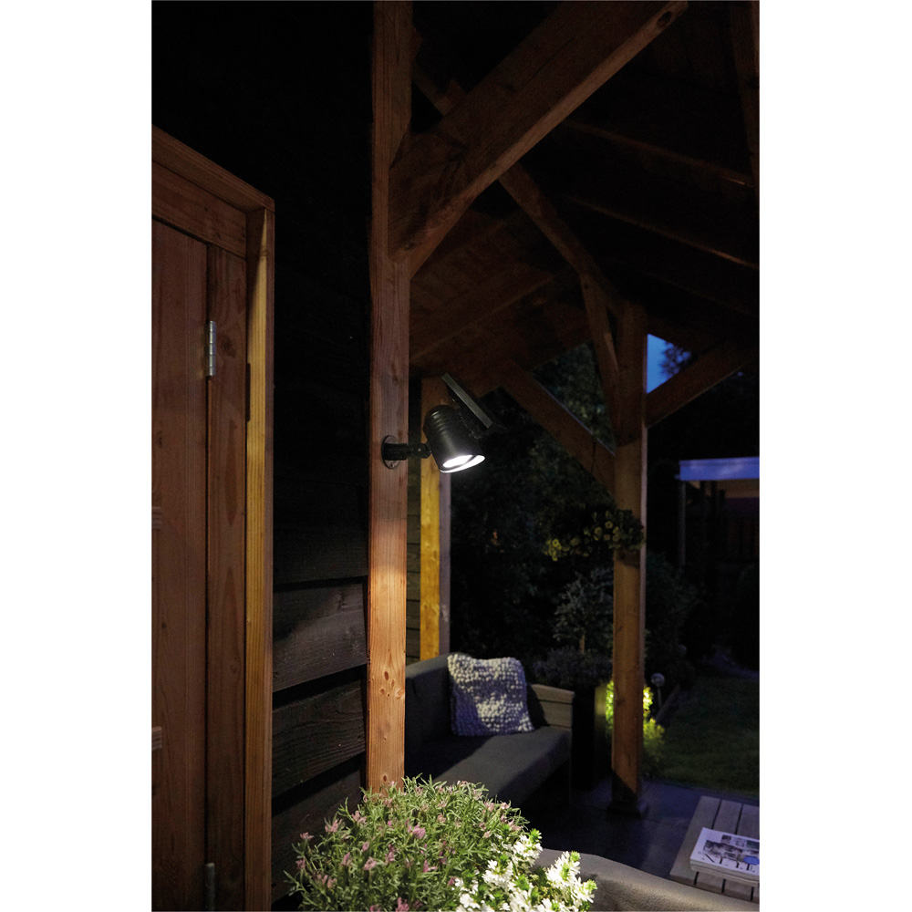 Luxform Lupus Solar Powered Intelligent LED 50 Lumen Spotlight Image 6