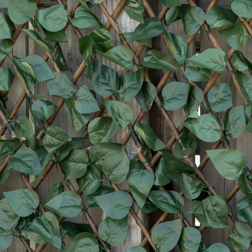 Outsunny 4 Pcs Expanding Trellis Fence Image 6