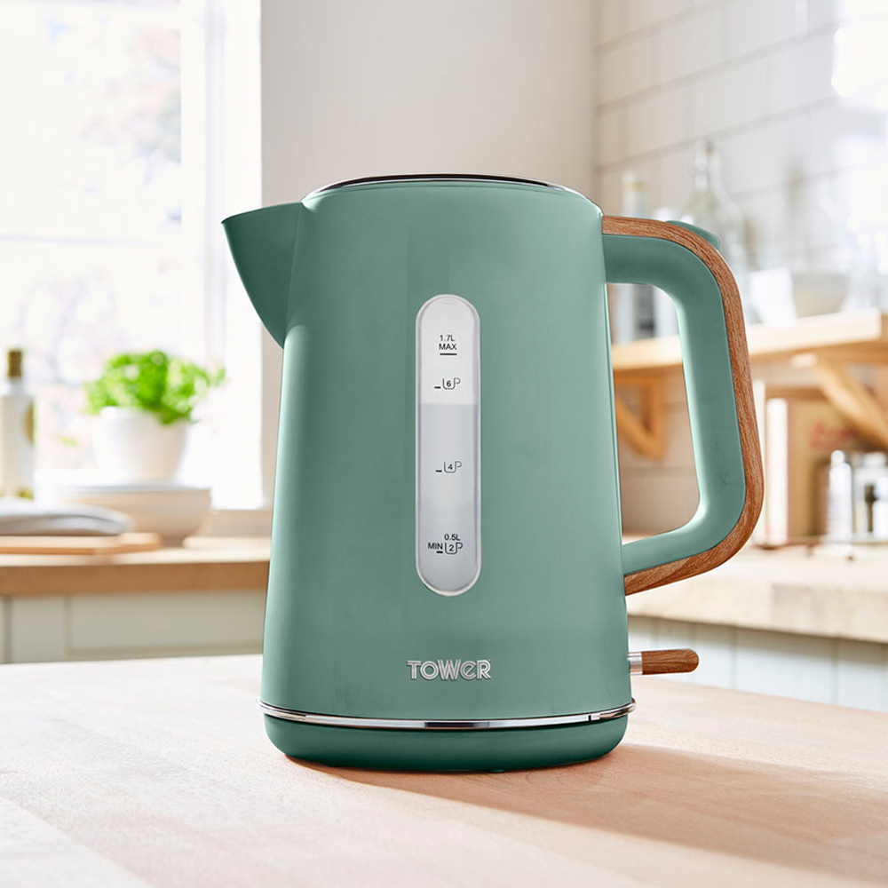 Tower Green Scandi Kettle 1.7L Wilko