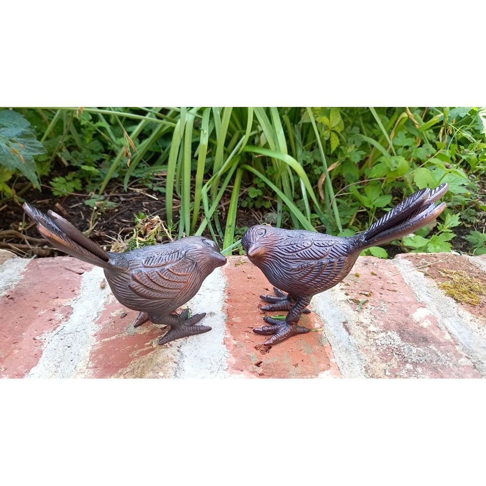 Inspirational Gifting 2 Piece Song Birds Cast Aluminium Garden Ornament Set Image 2