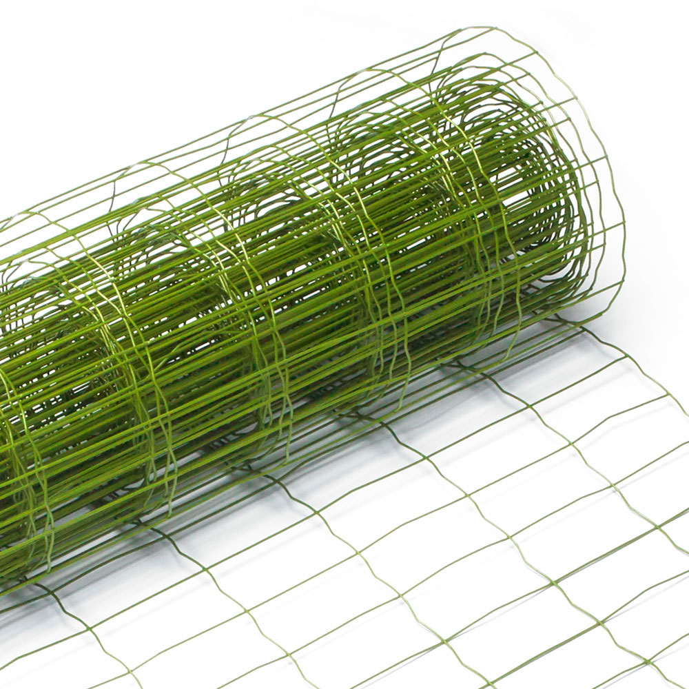 Wilko Green PVC Coated Fence Wire 10m x 90cm Image 4