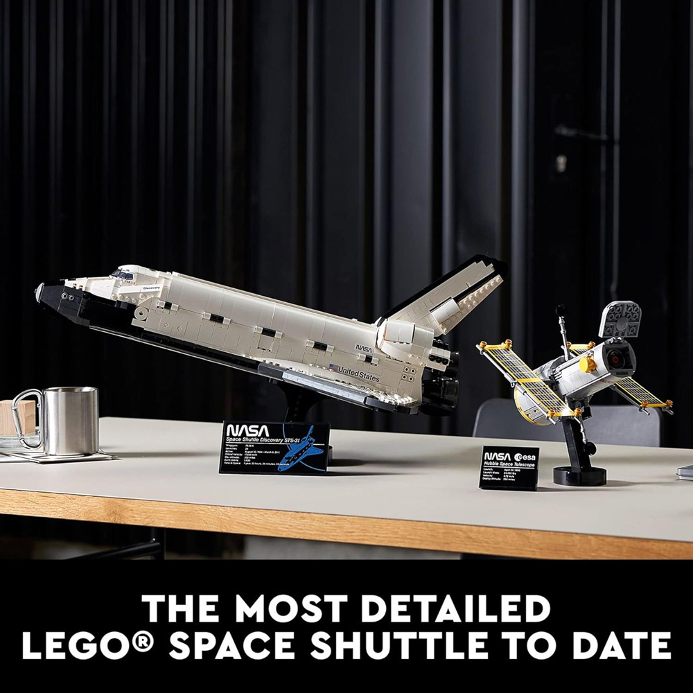 LEGO Icons 10283 NASA Space Shuttle Discovery Building Kit Image 9