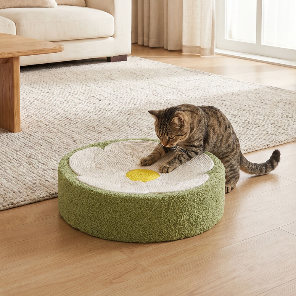 H&O Direct Lounger Design Curved Sisal Cat Scratching Pad Image 3